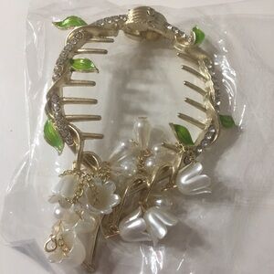 Lily of valley flower hair claw clip for hair bun